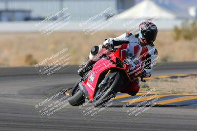 media/Dec-18-2022-SoCal Trackdays (Sun) [[8099a50955]]/Turn 4 (1pm)/